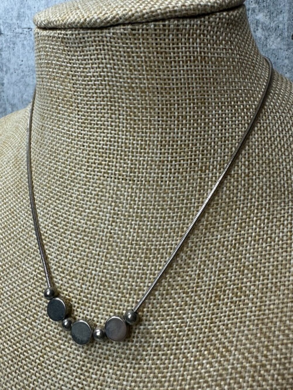 Vintage sterling silver flat circular minimalist beaded necklace
